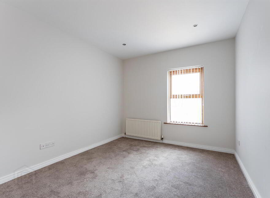 46 Mayfield High Street, Newtownabbey, BT36 7WU