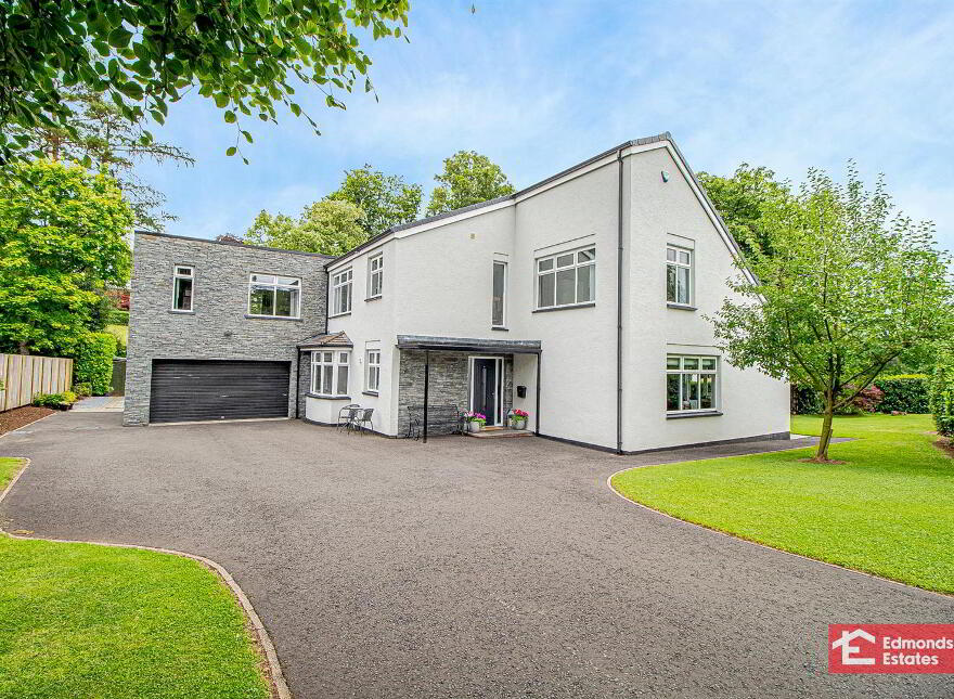9 Tullyglass Park, Ballymena, BT42 1HH photo