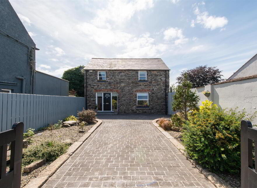 34 Main Street, Killough, BT30 7QD