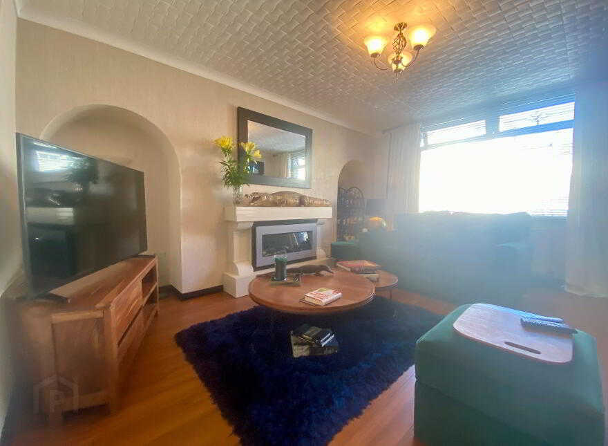 4 Carrickfern Gardens, Greenisland, Carrickfergus, BT38 8TA
