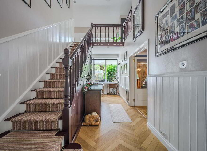 2 Seahill Road, Holywood, BT18 0DA