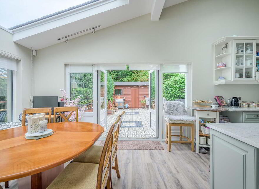 2 Seahill Road, Holywood, BT18 0DA