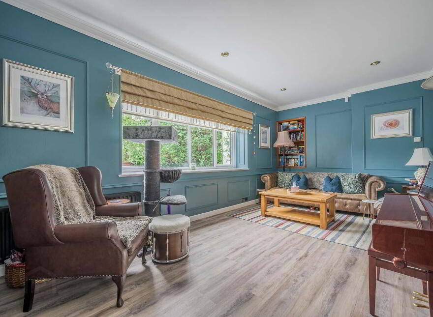 2 Seahill Road, Holywood, BT18 0DA