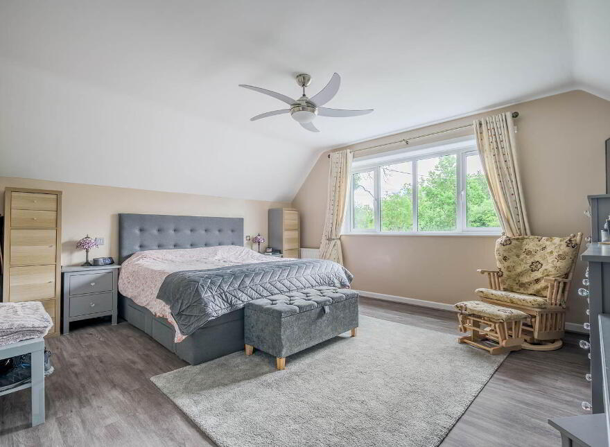 2 Seahill Road, Holywood, BT18 0DA
