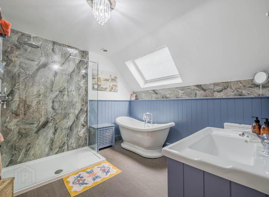 2 Seahill Road, Holywood, BT18 0DA