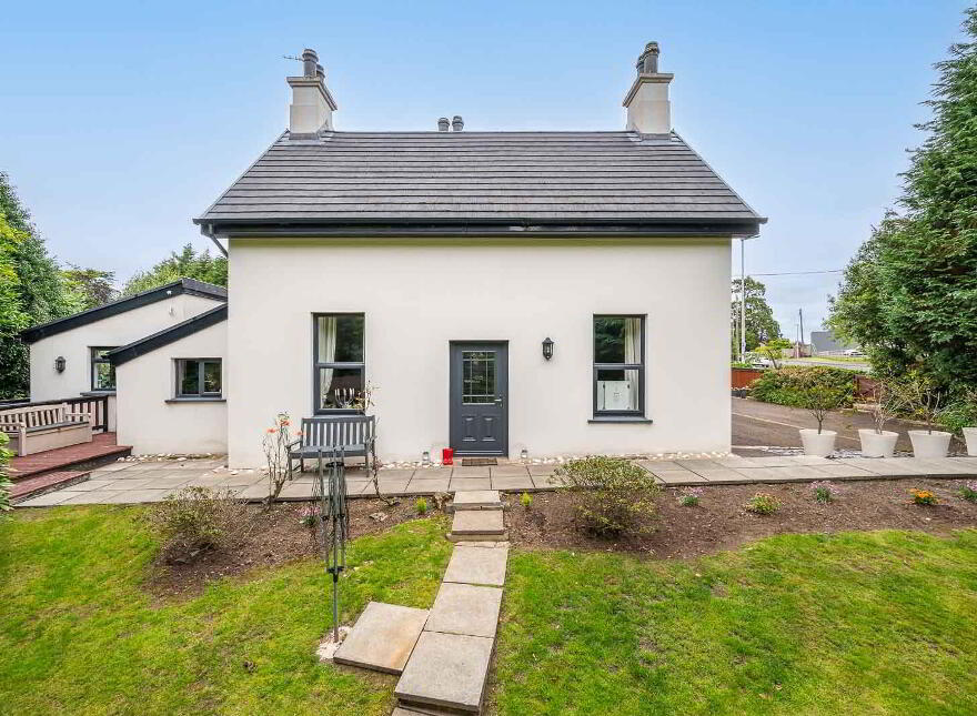 2 Seahill Road, Holywood, BT18 0DA