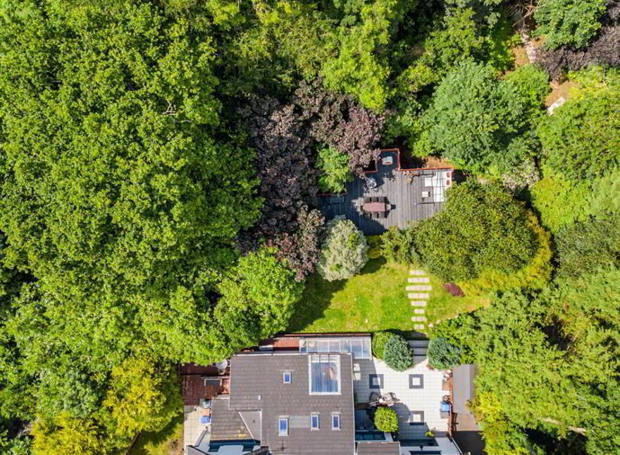 2 Seahill Road, Holywood, BT18 0DA