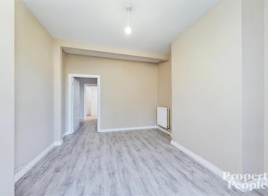 193 Avoniel Road, Belfast, BT5 4SG