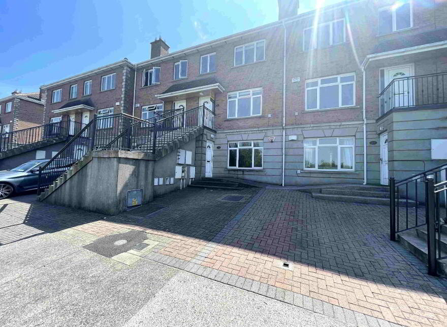 Broadfield Close, Rathcoole photo