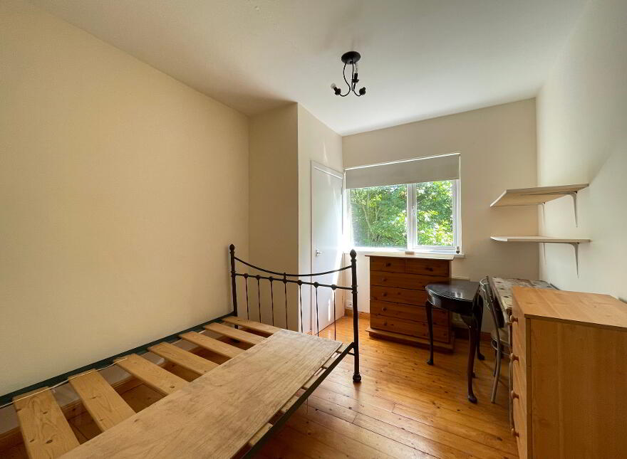 Ardilea House, Apt 5 - 3 Chichester Park South, Belfast, BT15 5DW