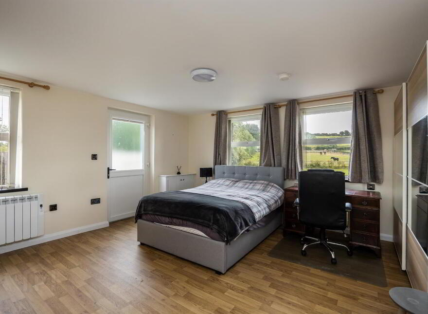 5 Seavaghan Road, Ballynahinch, BT24 8SP