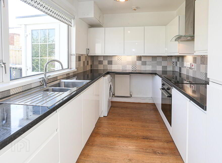 2 Rathmore Park, Bangor, BT19 1DQ