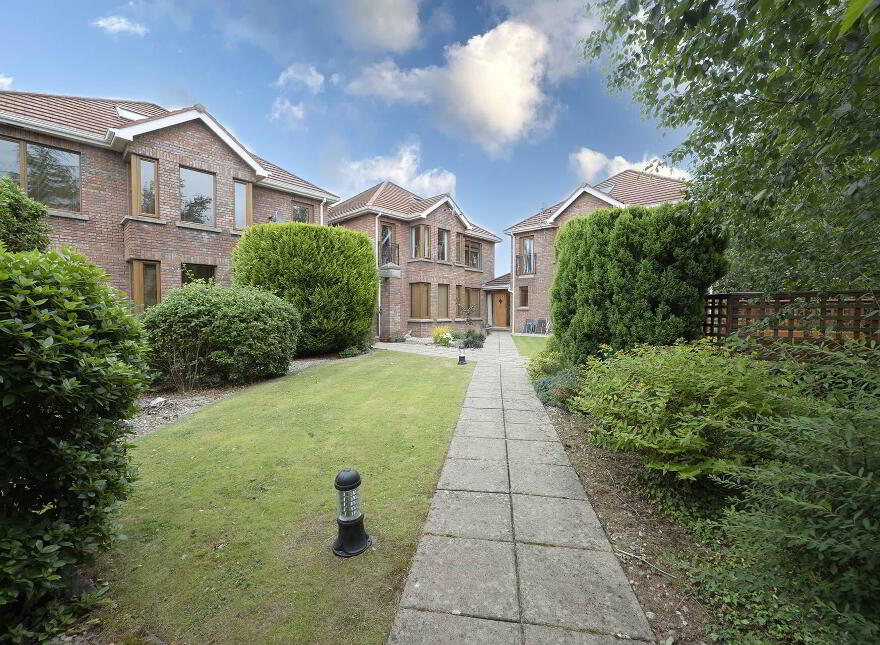 5 Woodville Mews, Lurgan, Craigavon, BT66 6ST
