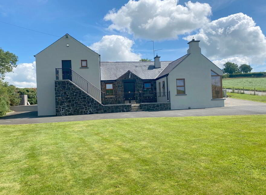 42c Circular Road, Banbridge, BT32 5LD photo