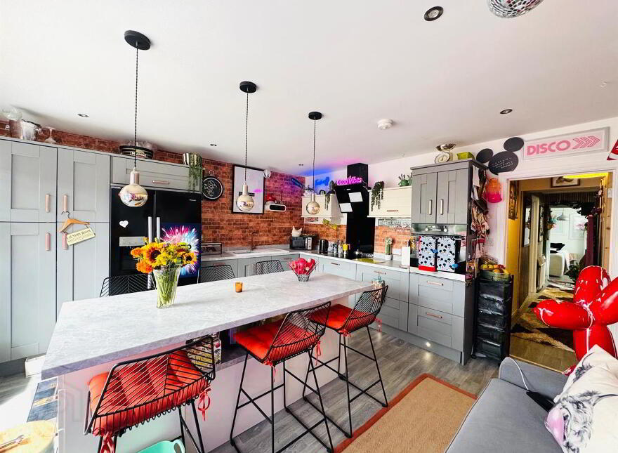 25 Heron Way, Waterside, L'Derry, BT47 6LD