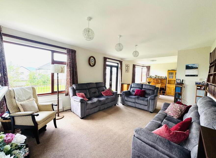 23 Rossbay, Limavady Road, L'Derry, BT47 6JF