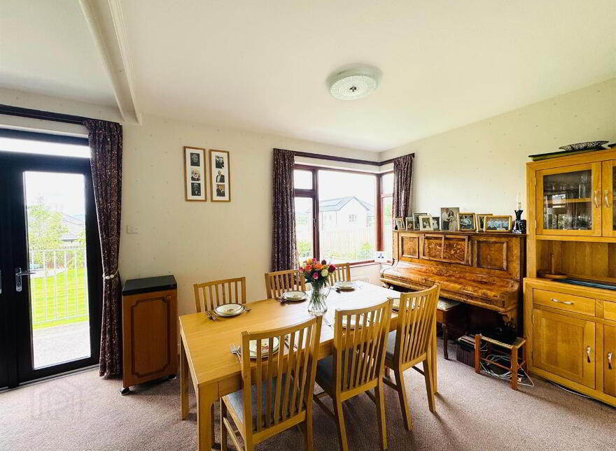 23 Rossbay, Limavady Road, L'Derry, BT47 6JF