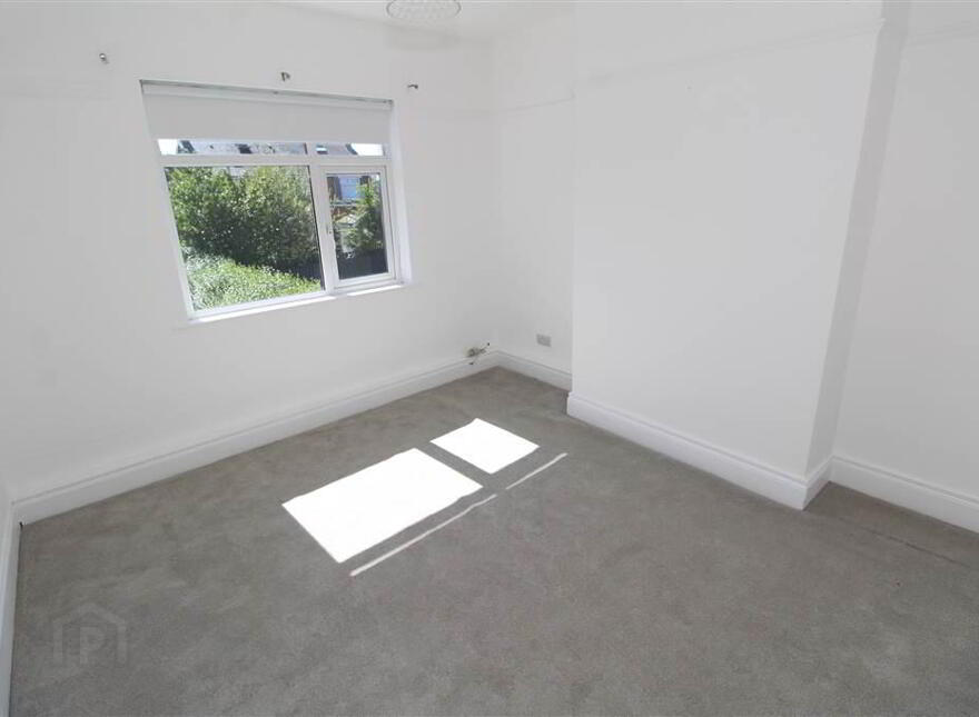 43 Grand Parade, Belfast, BT5 5HG