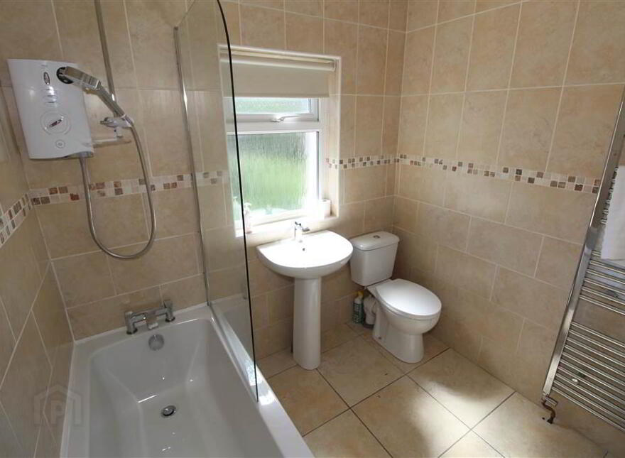 43 Grand Parade, Belfast, BT5 5HG