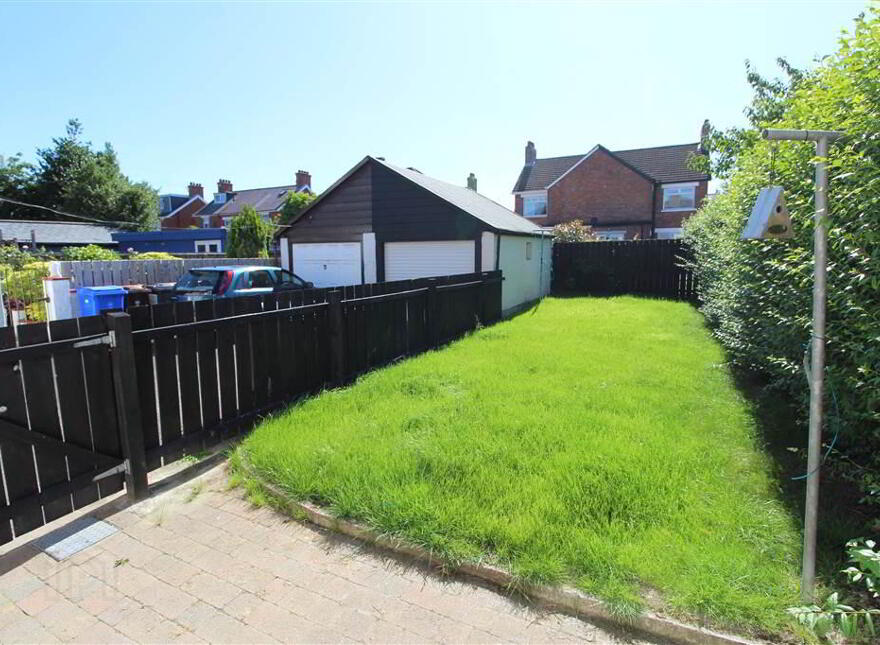 43 Grand Parade, Belfast, BT5 5HG