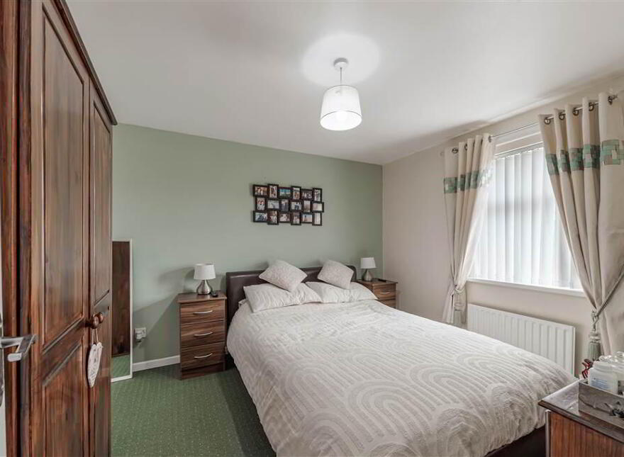 1 Glendowan Grove, Dunmurry, Belfast, BT17 0XE