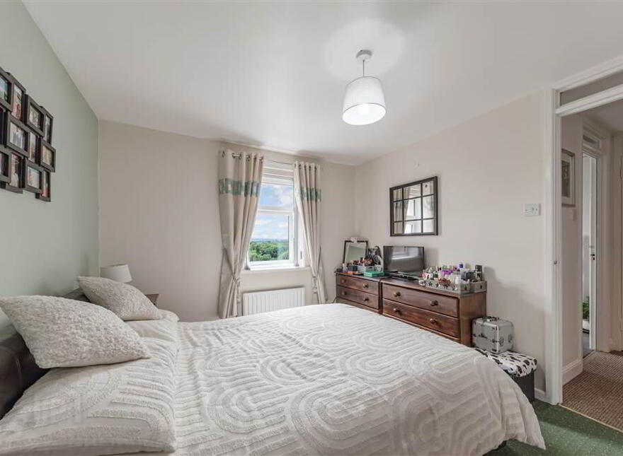 1 Glendowan Grove, Dunmurry, Belfast, BT17 0XE