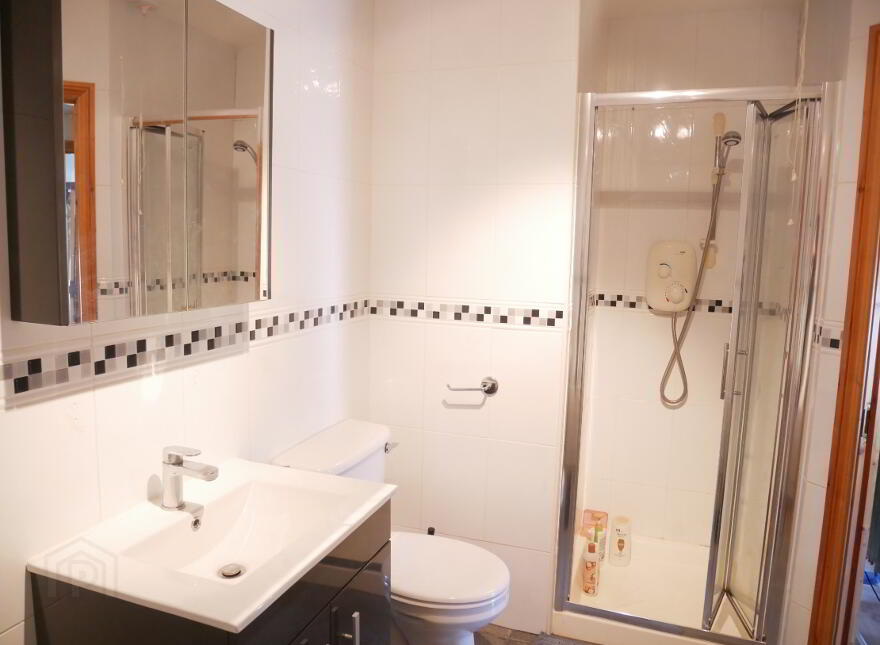 12 Drumclay Court, Enniskillen, BT74 6NS