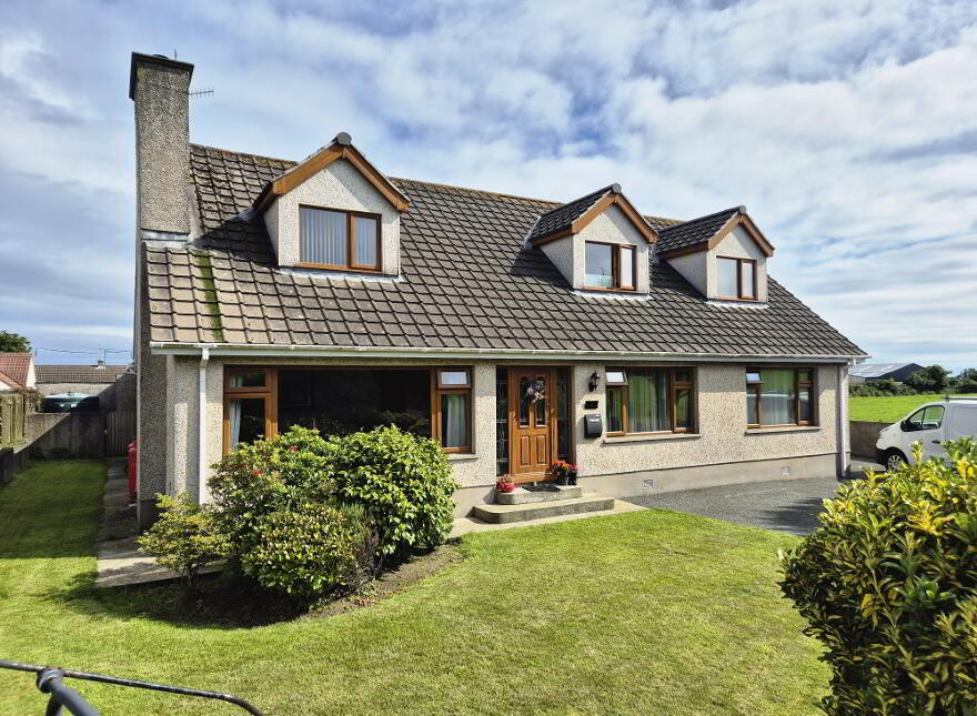 5 Greenfield Drive, Annlong, BT34 4TE photo