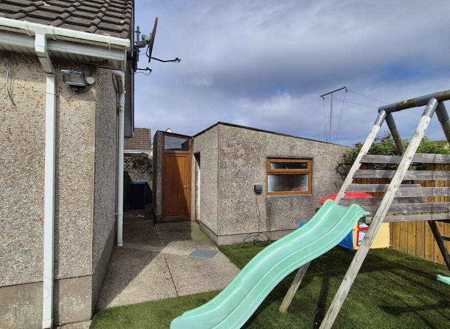 5 Greenfield Drive, Annalong, BT34 4TE