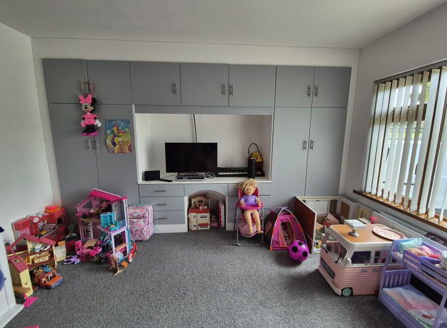 5 Greenfield Drive, Annalong, BT34 4TE