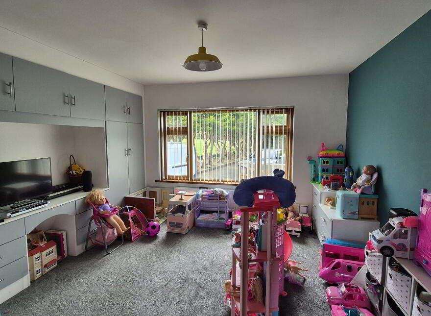 5 Greenfield Drive, Annalong, BT34 4TE