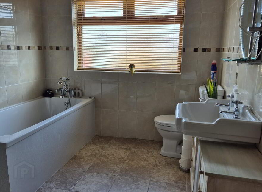 5 Greenfield Drive, Annalong, BT34 4TE