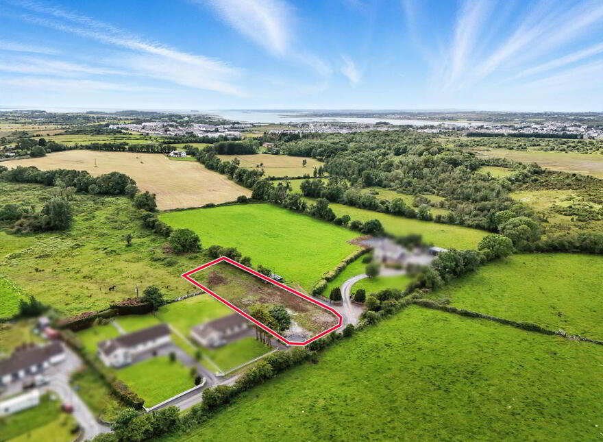 Moneymore, West, Oranmore photo