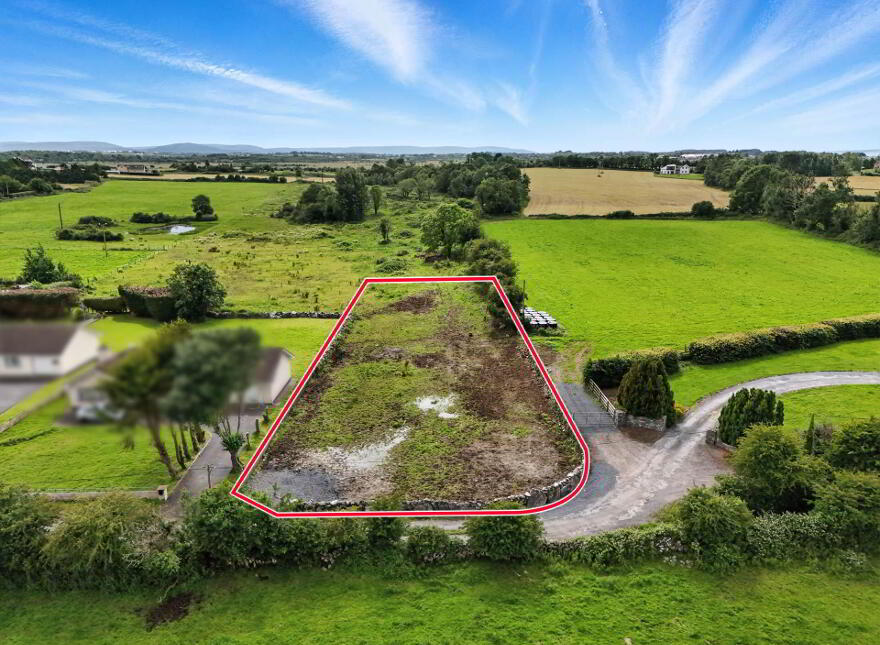 Moneymore, West, Oranmore