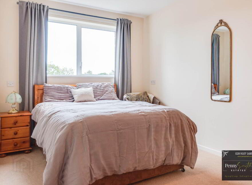 18 Ballyholme Court, Bangor, BT20 5QX