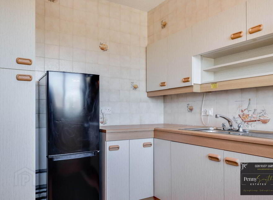 18 Ballyholme Court, Bangor, BT20 5QX