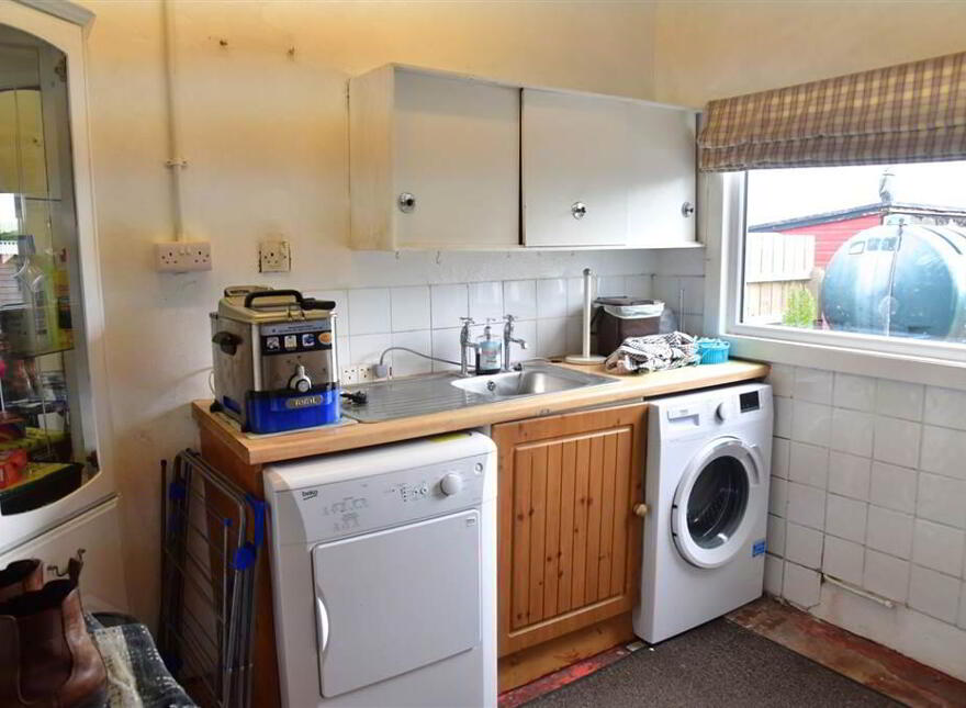74 Grangegorm Drive, Ballymena, BT42 2EF