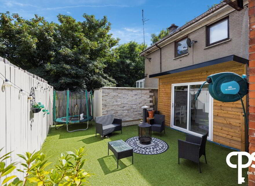 520 Falls Road, Belfast, BT12 6EP