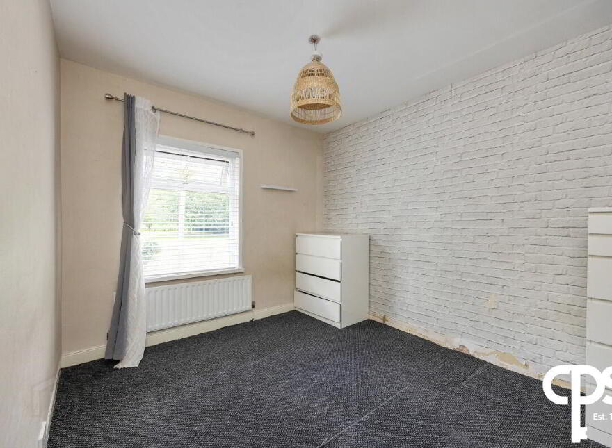 520 Falls Road, Belfast, BT12 6EP