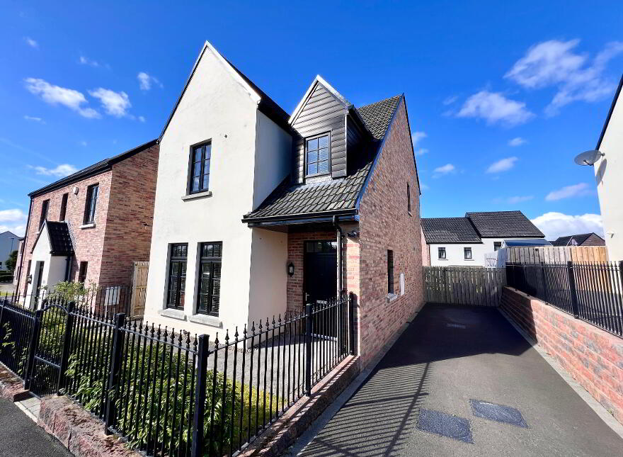 33 Beechhill View, Drumahoe, L'Derry, BT47 3FU