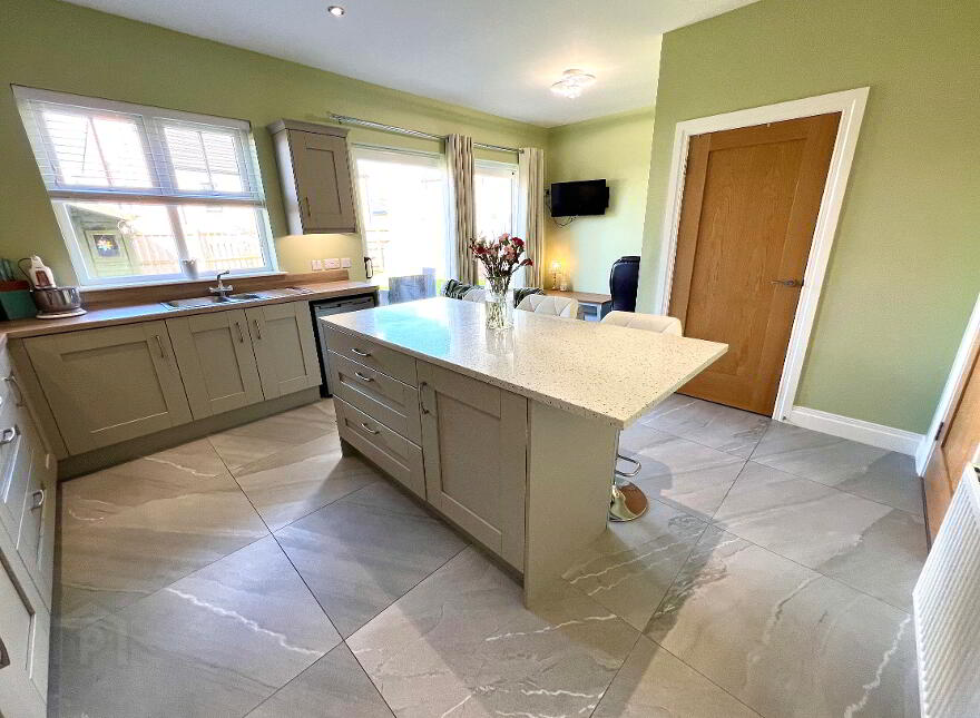 33 Beechhill View, Drumahoe, L'Derry, BT47 3FU