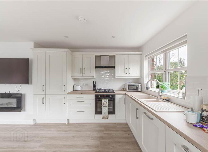 109 Upper Dunmurry Lane, Dunmurry, Belfast, BT17 0EP
