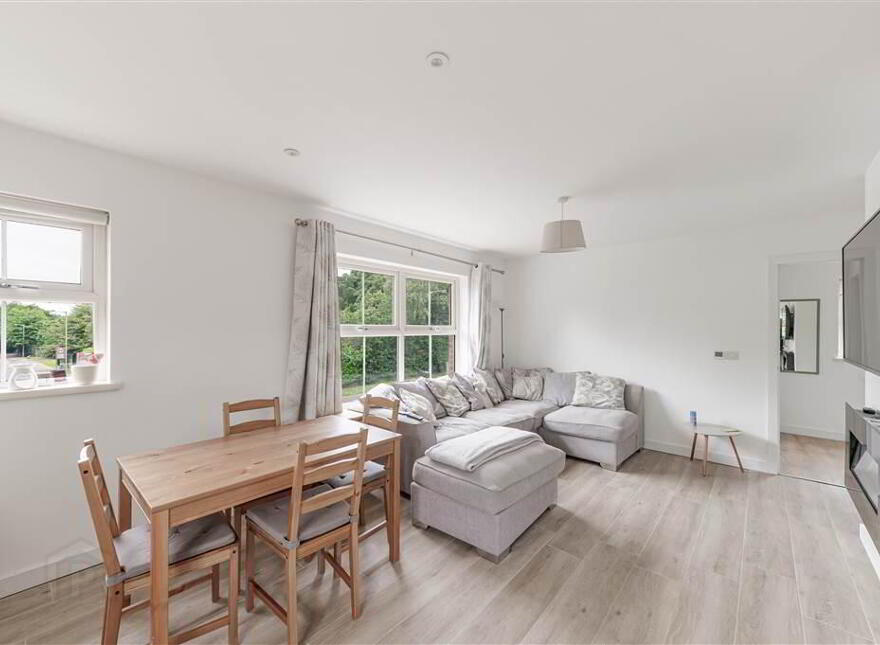 109 Upper Dunmurry Lane, Dunmurry, Belfast, BT17 0EP