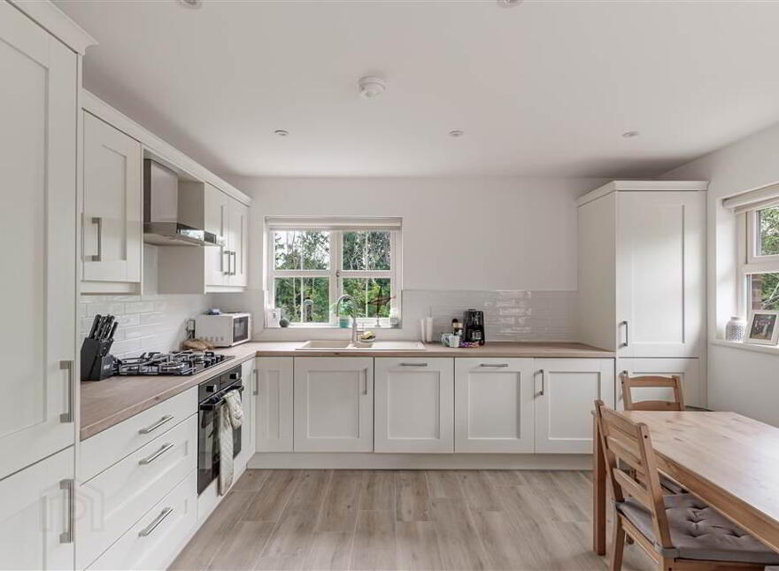 109 Upper Dunmurry Lane, Dunmurry, Belfast, BT17 0EP