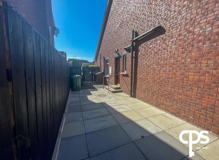 8 Rockvale, Rock Road, Armagh, BT60 3JG