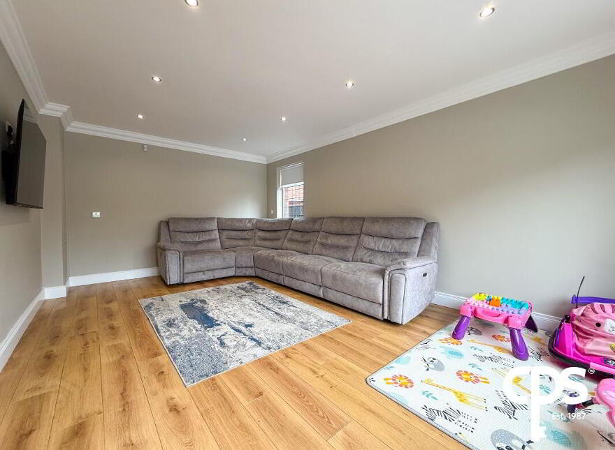 8 Rockvale, Rock Road, Armagh, BT60 3JG