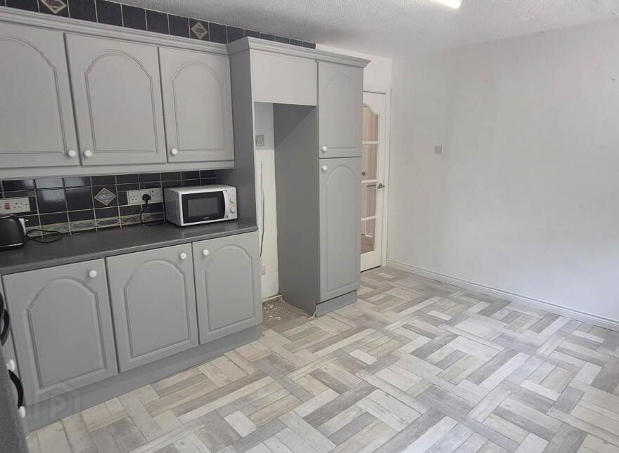 48 Ardnashee, Derry, BT48 7QG