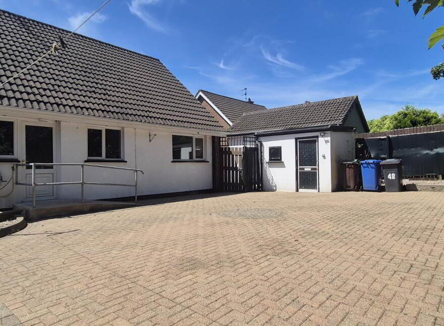 48 Ardnashee, Derry, BT48 7QG