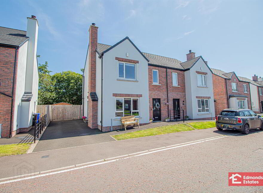 17 Rectory Manor, Antrim, BT41 3FN photo