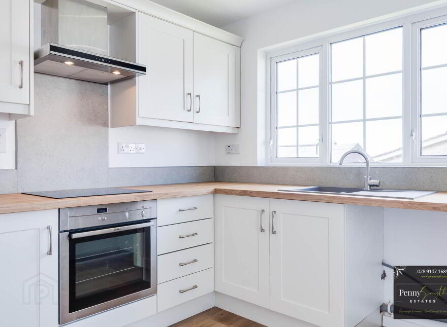 6 Hillside Park, Bangor, BT19 6TU